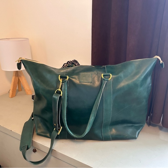 Like NWT Sseko Carryall Travel Bag in Agave - Picture 4 of 10